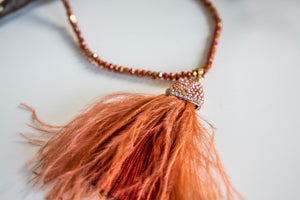 Collier plume